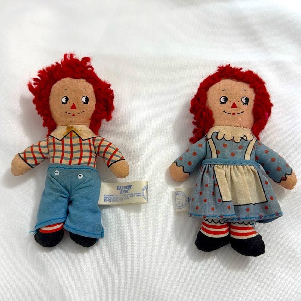 Vintage knickerbocker Raggedy Ann and Andy dolls